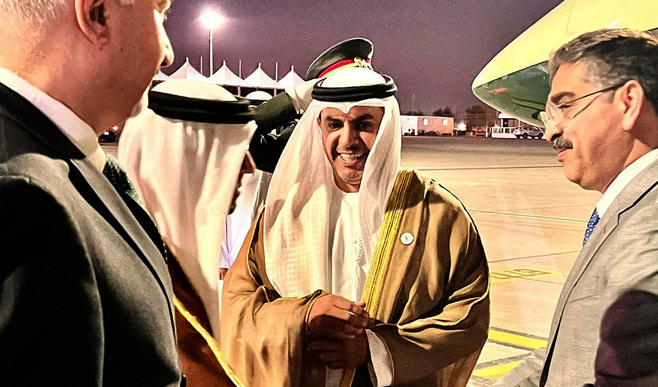 UAE Minister for Justice Abdullah Sultan bin Awad Al Nuaimi (2nd right) receives Pakistan's Caretaker Prime Minister Anwaar-ul-Haq Kakar (right) as he arrives at Al-Maktoum Airport in Dubai on November 29, 2023, ahead of the UN climate conference, COP 28. (Photo courtesy: PMO)