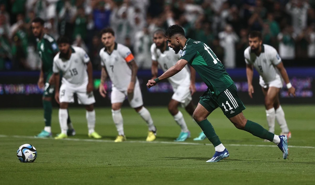 Saudi and Pakistani football players during their World Cup Qualifiers match in Al-Ahsa, Saudi Arabia on November 17, 2023. (Photo courtesy: FootballPakistan.Com)