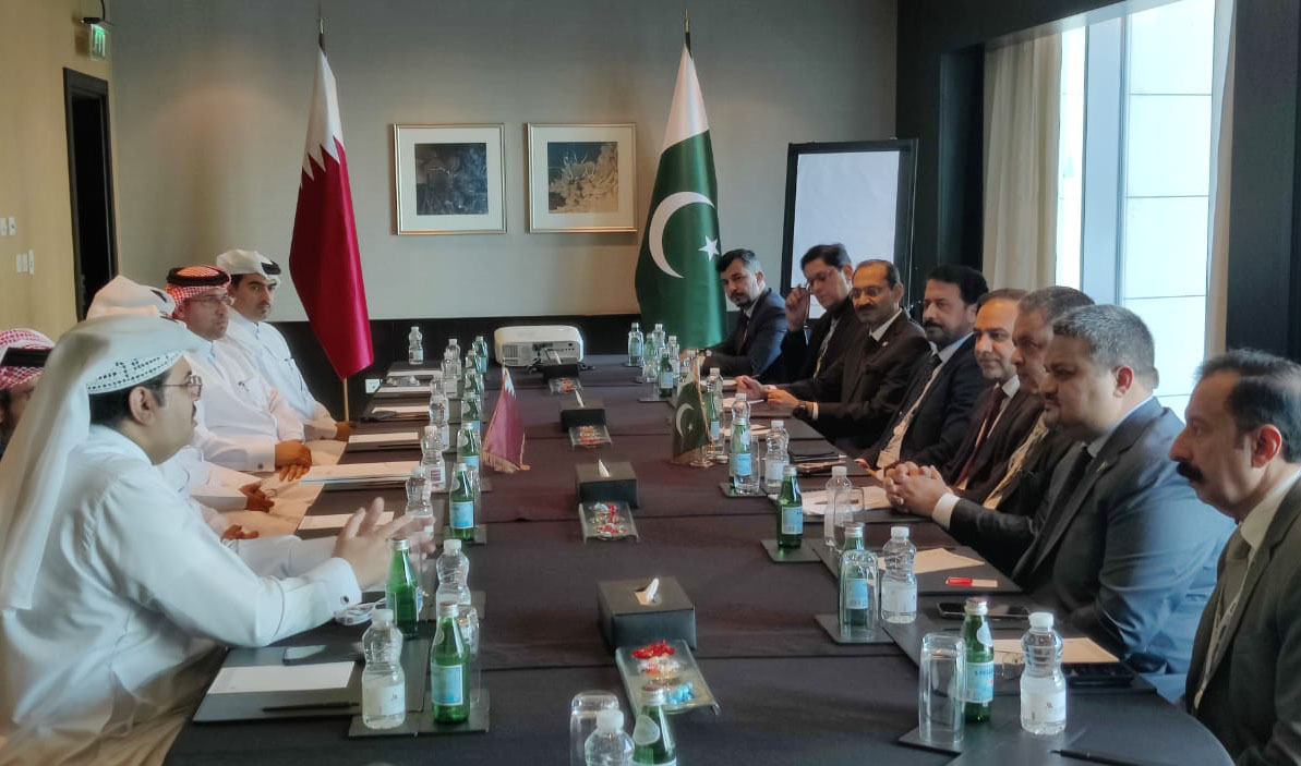 Pakistan's IT Minister, Umar Saif, leads a delegation from Pakistan in a meeting with Qatari officials in Doha, Qatar on December 2, 2023. (Photo courtesy: APP)