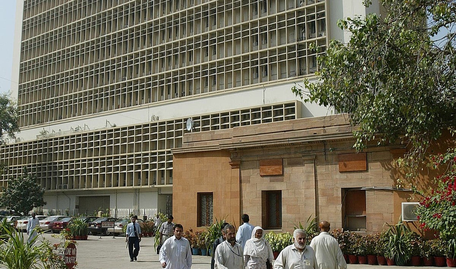 An undated file photo shows a general view of the State Bank of Pakistan's building in Karachi. (Photo courtesy: social media)