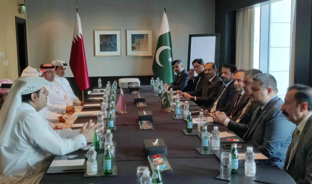 Pakistan's IT Minister, Umar Saif, leads a delegation from Pakistan in a meeting with Qatari officials in Doha, Qatar on December 2, 2023. (Photo courtesy: APP)