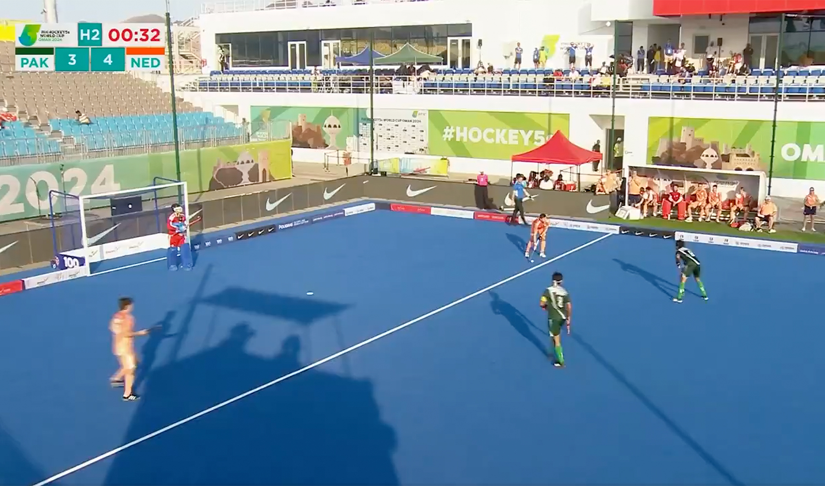 The picture taken on January 28, 2024 shows Pakistan hockey team playing a Hockey5s World Cup match against Netherlands in Oman. (@FIH_Hockey/X)