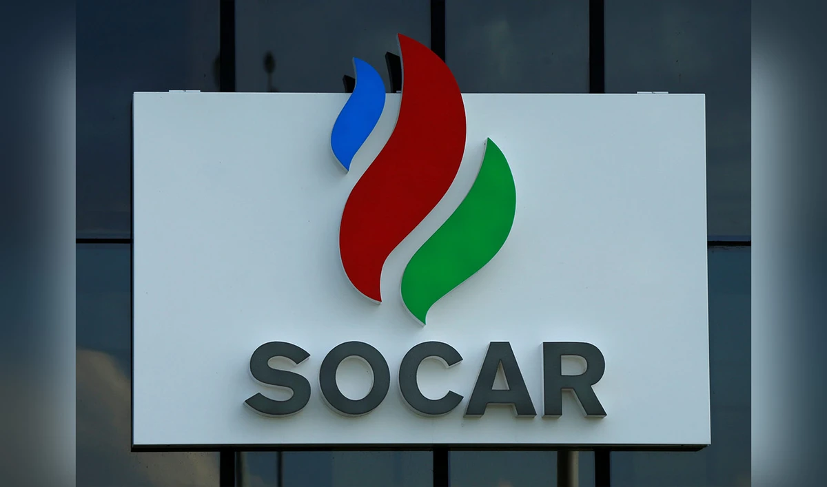 The logo of Azeri state oil company SOCAR is seen near Gori, Georgia, May 3, 2016. (REUTERS/File)
