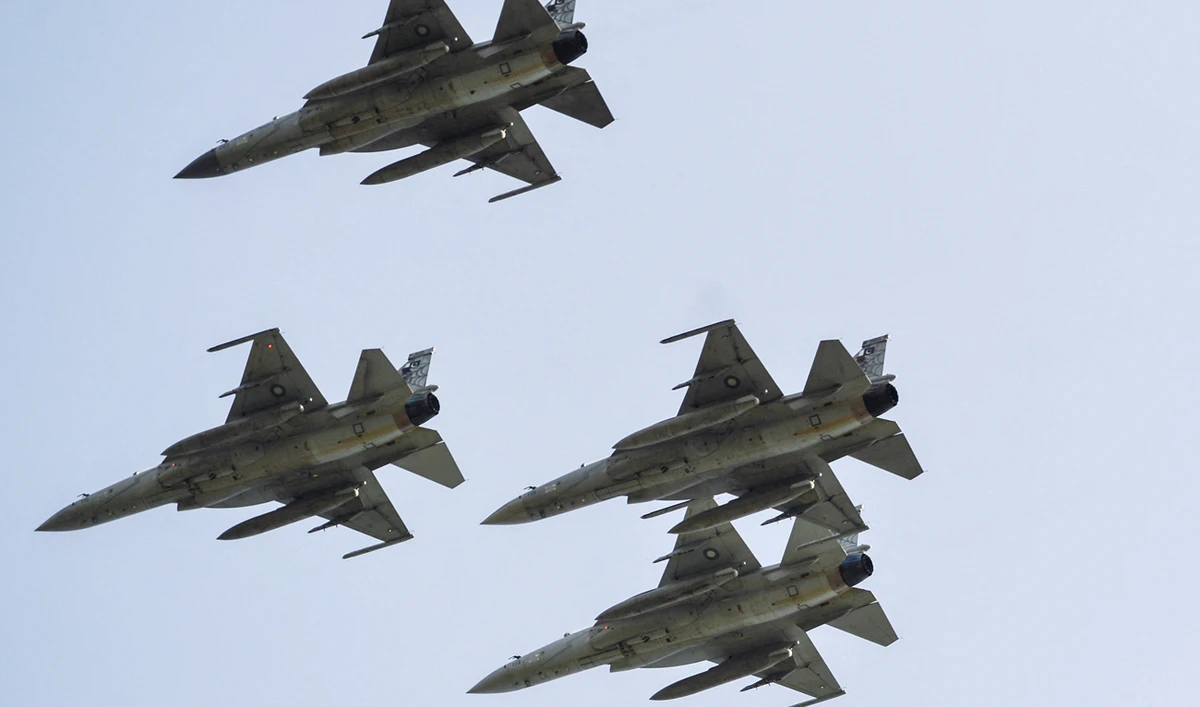 Pakistan's Air Force fighter jets fly in formation during a Pakistan Day parade in Islamabad on March 23, 2022. (AFP)
