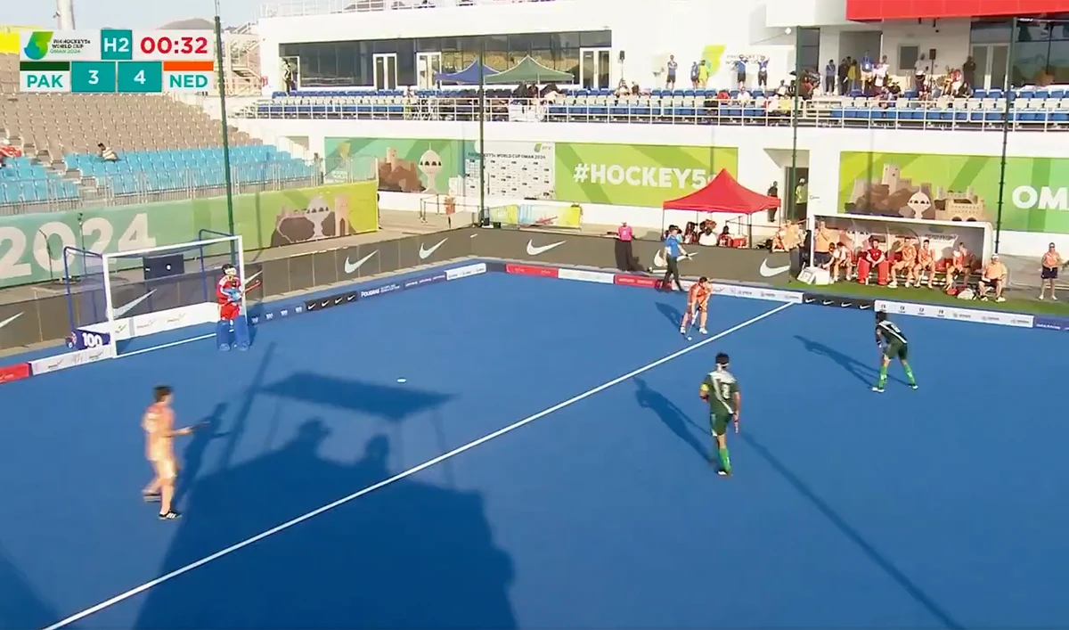 The picture taken on January 28, 2024 shows Pakistan hockey team playing a Hockey5s World Cup match against Netherlands in Oman. (@FIH_Hockey/X)