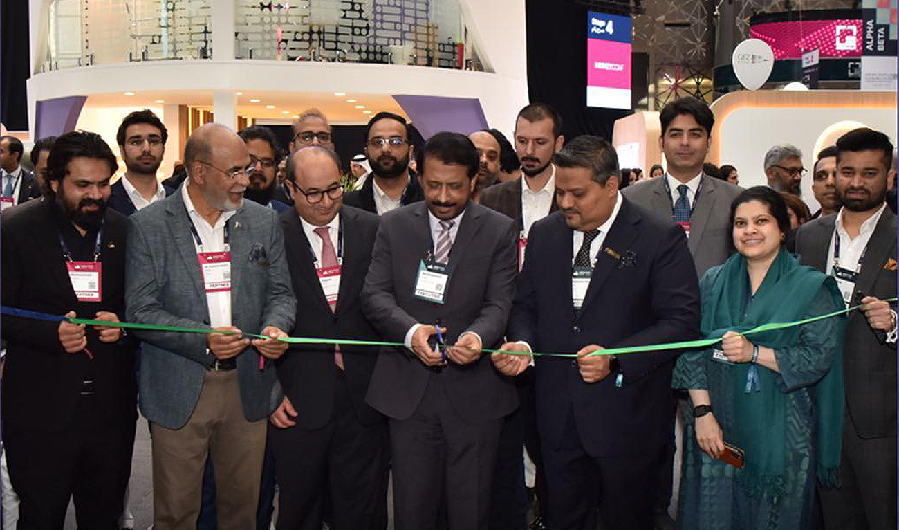 Ambassador of Pakistan to Qatar Muhammad Aejaz (center) inaugurates Pakistan Pavilion at Web Summit Qatar 2024 in Doha on February 27, 2024. (Photo courtesy: PASHA)