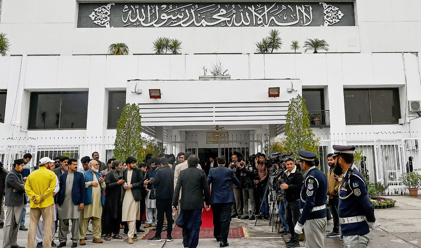 ewly-elected lawmakers arrive before the start of the electoral process to appoint Pakistan's next prime minister at the Parliament House in Islamabad on March 3, 2024. (AFP/File)