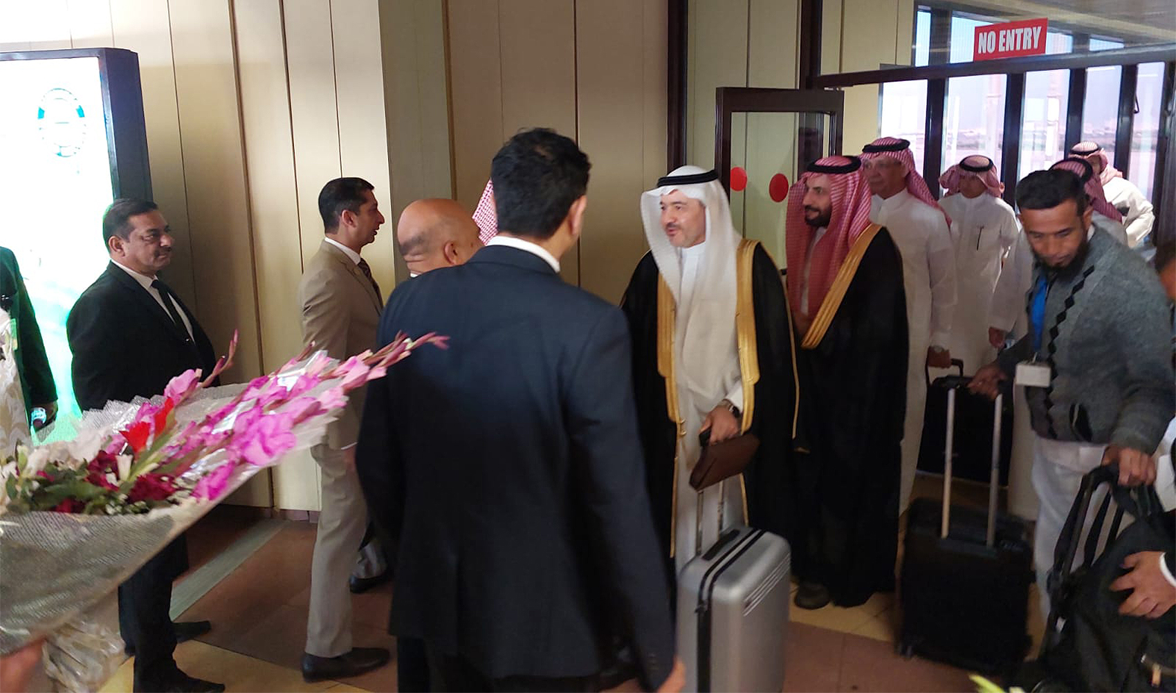Pakistani officials receive 12-member delegation of Saudi officials at the Jinnah International Airport in Karachi, Pakistan, on March 6, 2024, to explore the possibility of extending the Makkah Route Initiative to the country’s southern port city to facilitate local Hajj pilgrims this year. (Pakistan's Hajj Directorate, Karachi)