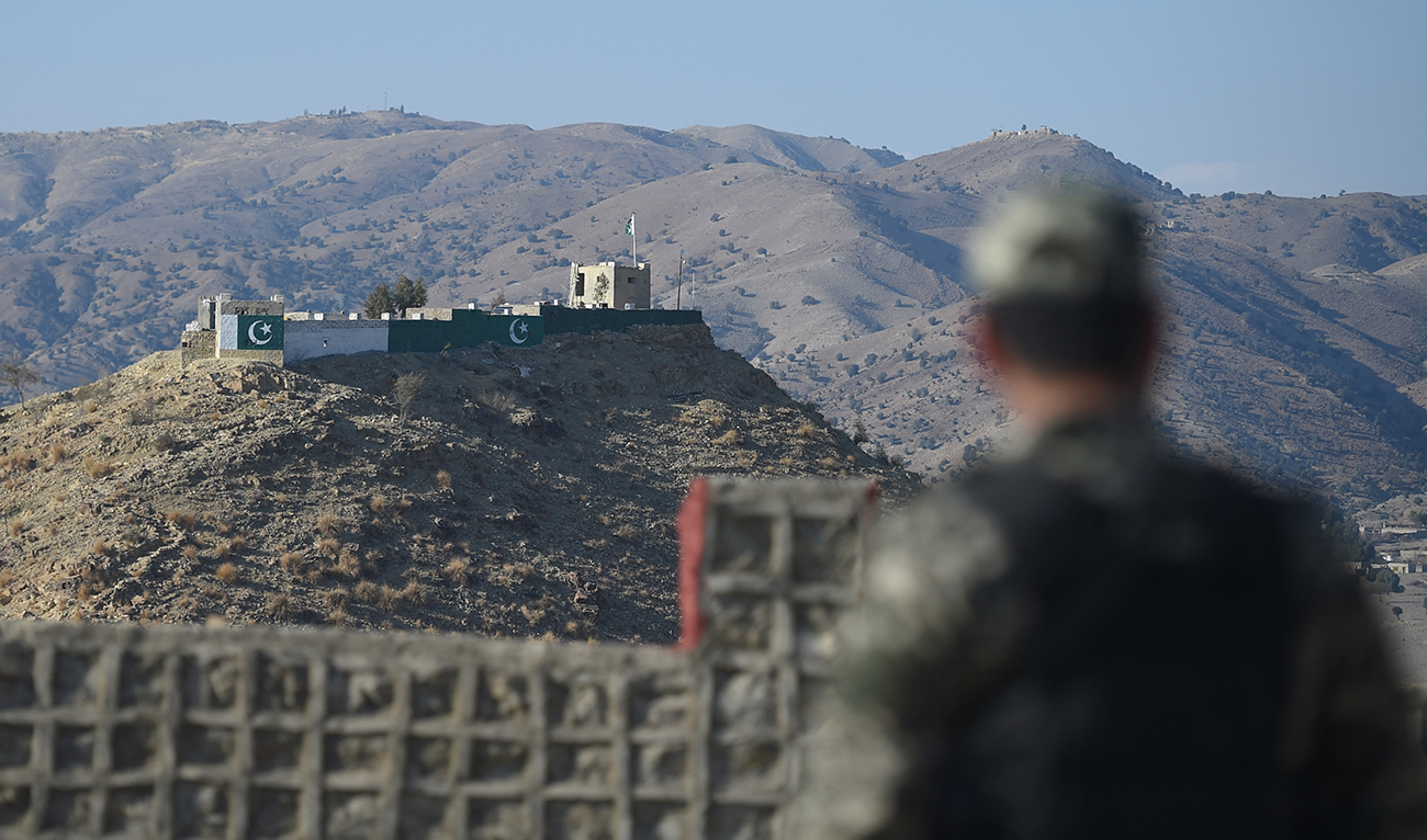 A Pakistani army soldier stands guard on a border terminal in Ghulam Khan, a town in North Waziristan, on the border between Pakistan and Afghanistan, on January 27, 2019. (AFP/File)