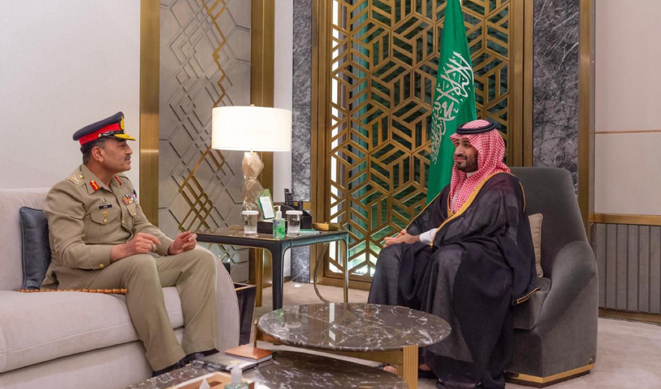 Pakistan army chief General Syed Asim Munir (left) meeting with Prince Mohammad bin Salman, the Crown Prince and Prime Minister of Saudi Arabia in Jeddah on March 19, 2024. (Photo courtesy: SPA)