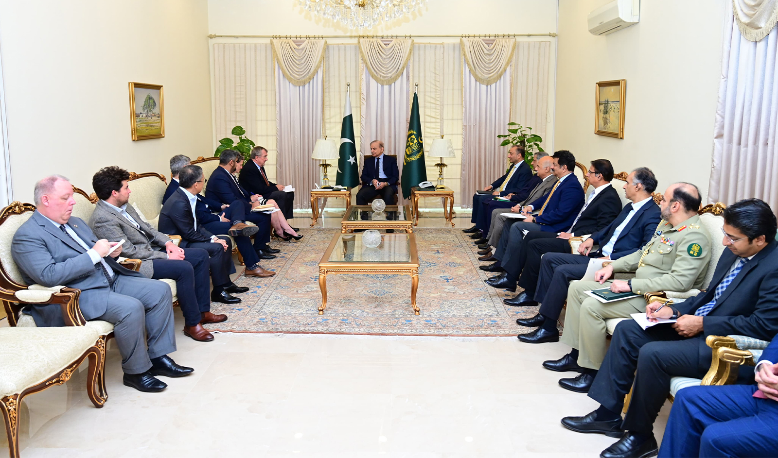 Pakistan Prime Minister Shehbaz Sharif (center) meets top officials of Reko Diq (left) in Islamabad, Pakistan, on March 22, 2024. (Government of Pakistan)