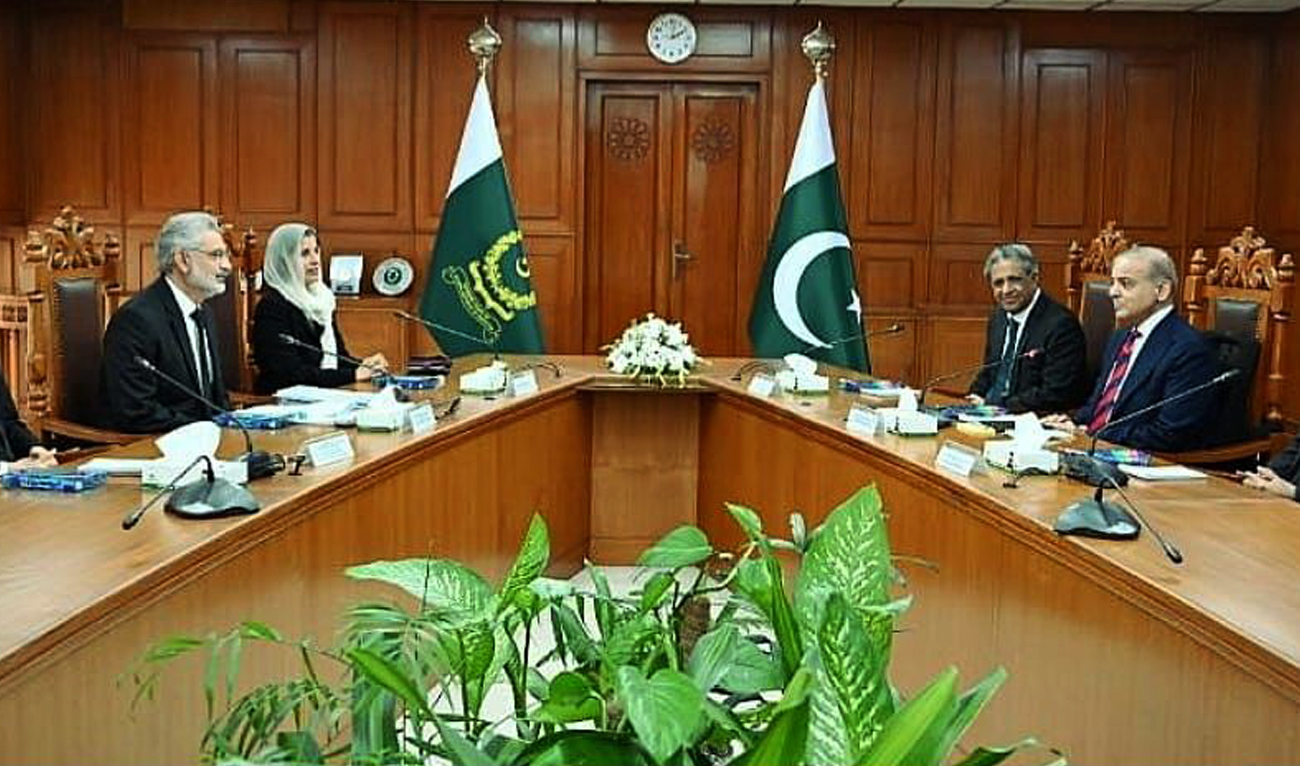 In this handout photo, taken and released by the Supreme Court of Pakistan, Prime Minister Shehbaz Sharif (1R) meets Chief Justice Qazi Faez Isa (1L) at the Supreme Court in Islamabad on March 28, 2024. (Photo courtesy: SCP)