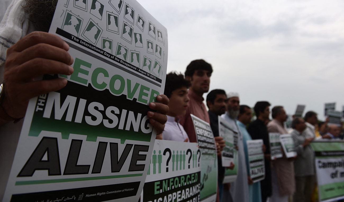 Pakistani human rights activists protest in support of missing persons on the International Day of the Victims of Enforced Disappearances in Islamabad on August 30, 2015. (AFP/File)