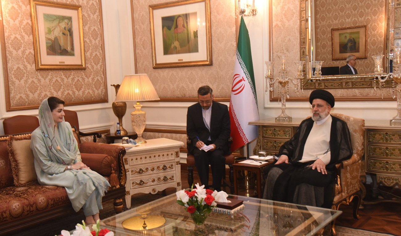Chief Minister Punjab Maryam Nawaz (right) meeting with Iranian President Ebrahim Raisi in Lahore, Pakistan on April 23, 2024. (Ministry of Foreign Affairs)