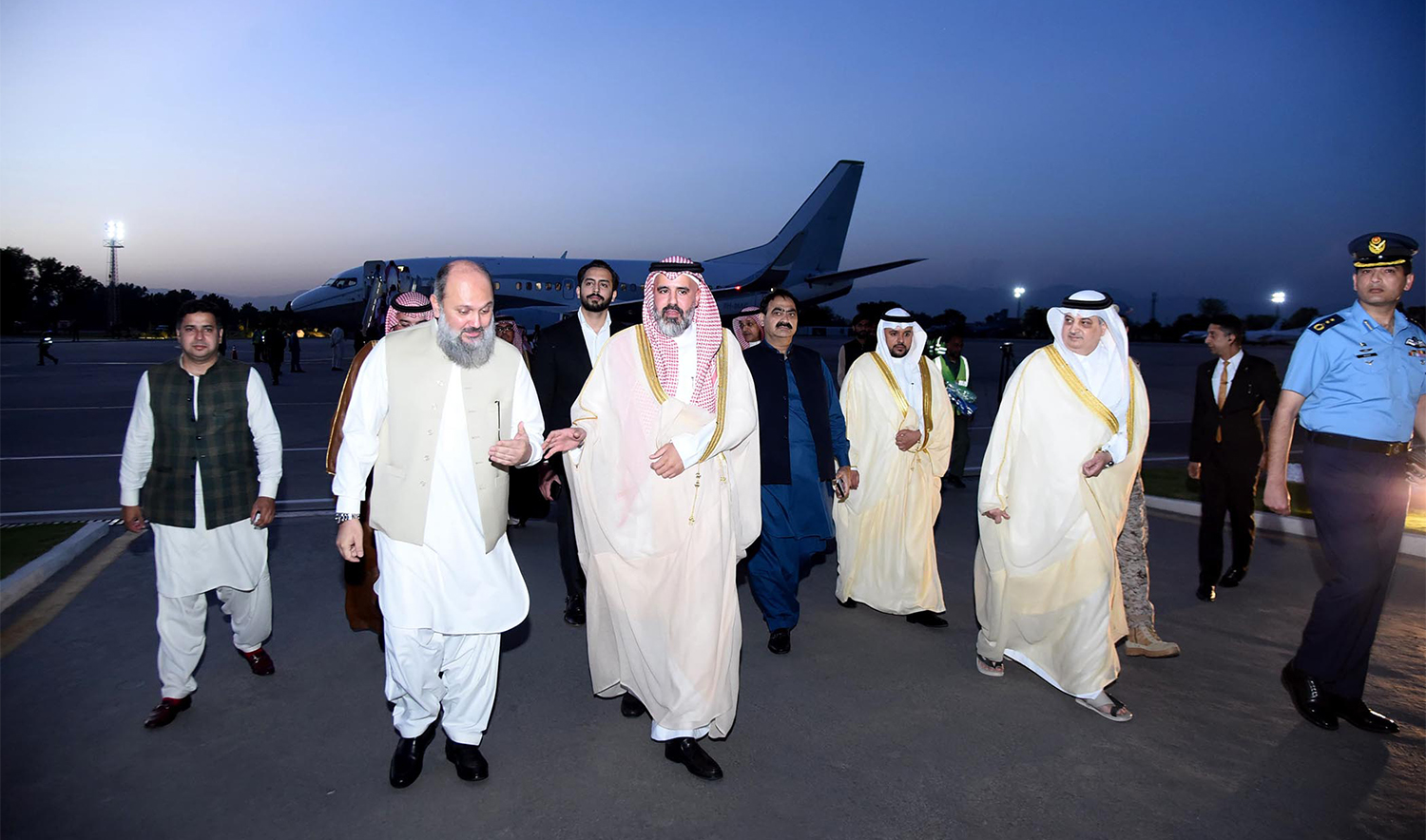 Pakistan’s federal minister for commerce, Jan Kamal Khan (left), receives Saudi assistant minister of investment, Ibrahim Al-Mubarak (right) and investors’ delegation on their arrival at Nur Khan Airbase in Rawalpindi, Pakistan on May 5, 2024. (PID)