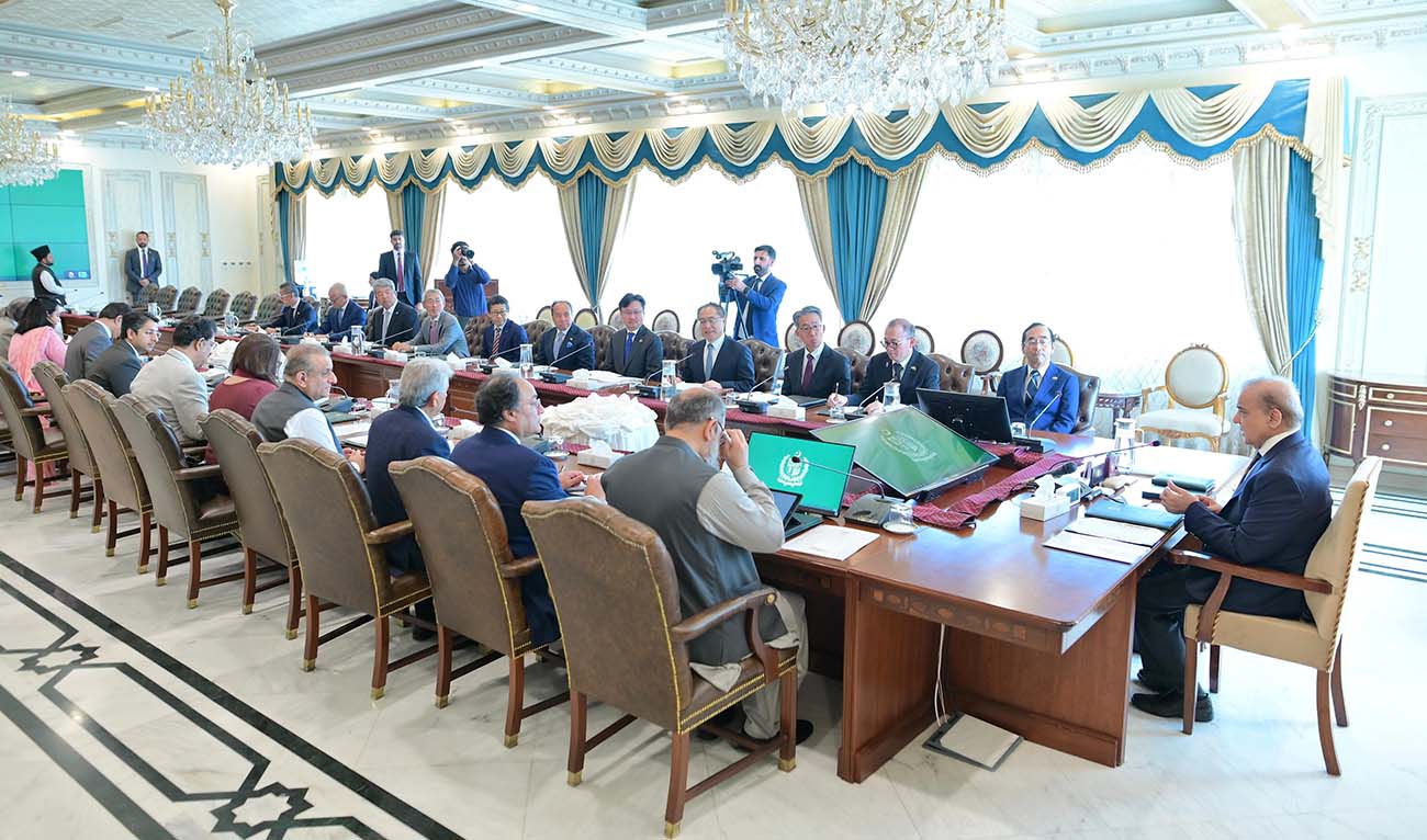 Prime Minister Shehbaz Sharif chairs the cabinet meeting in Islamabad, Pakistan on May 7, 2024. (Photo courtesy: PMO)