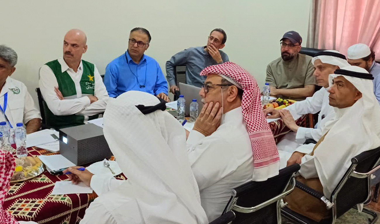 Federal Minister for Religious Affairs Chaudhry Salik Hussain chairs a consultation meeting at the Pakistan Hajj Mission in Makkah on June 19, 2024. (Photo courtesy: MORA)