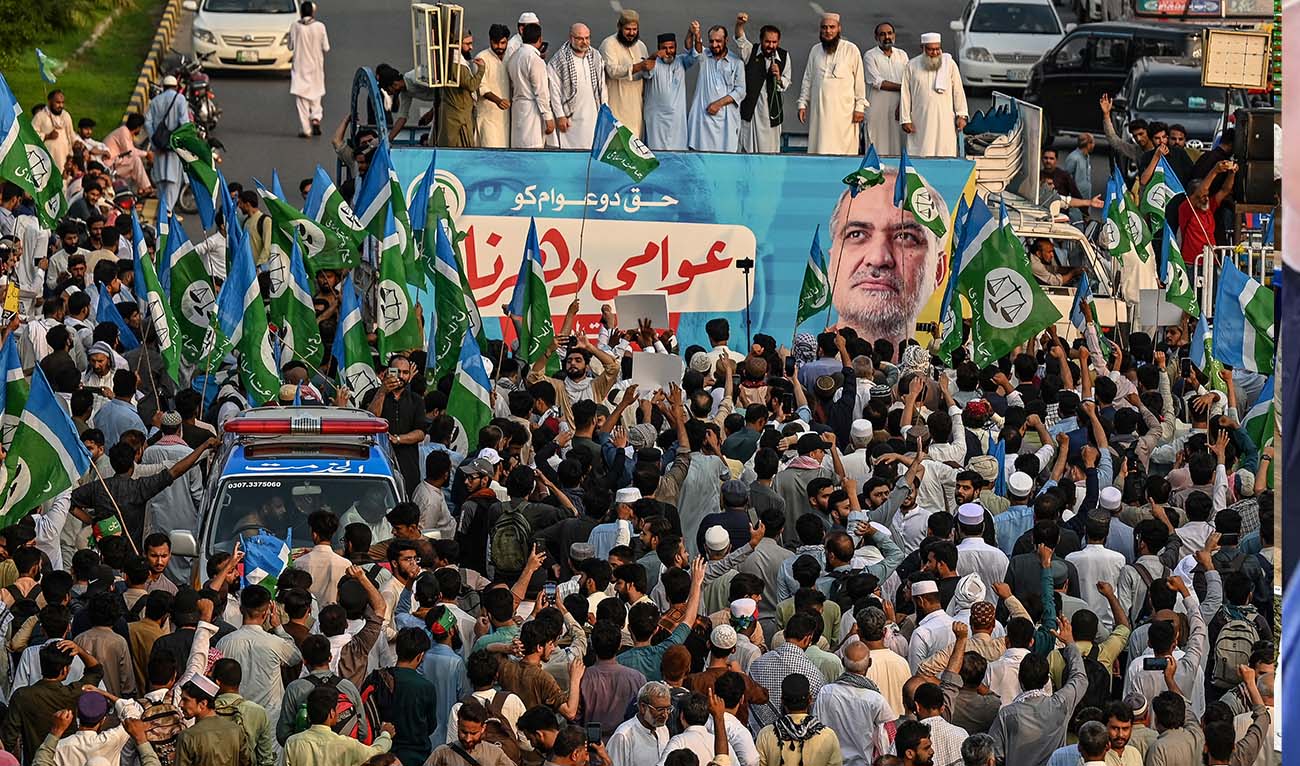 Activists and supporters of the Jamaat-e-Islami (JI) party take part in a demonstration against the country's rising inflation in Islamabad on July 26, 2024. (AFP)