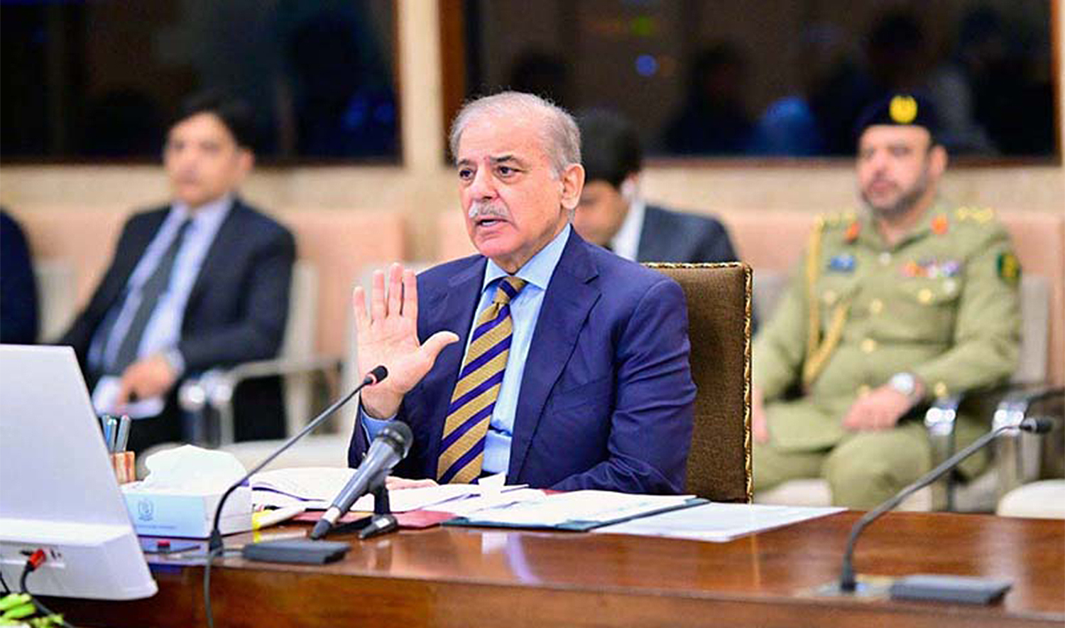 Prime Minister Muhammad Shehbaz Sharif addresses a federal cabinet in Islamabad, Pakistan on July 10, 2024. (PID/File)