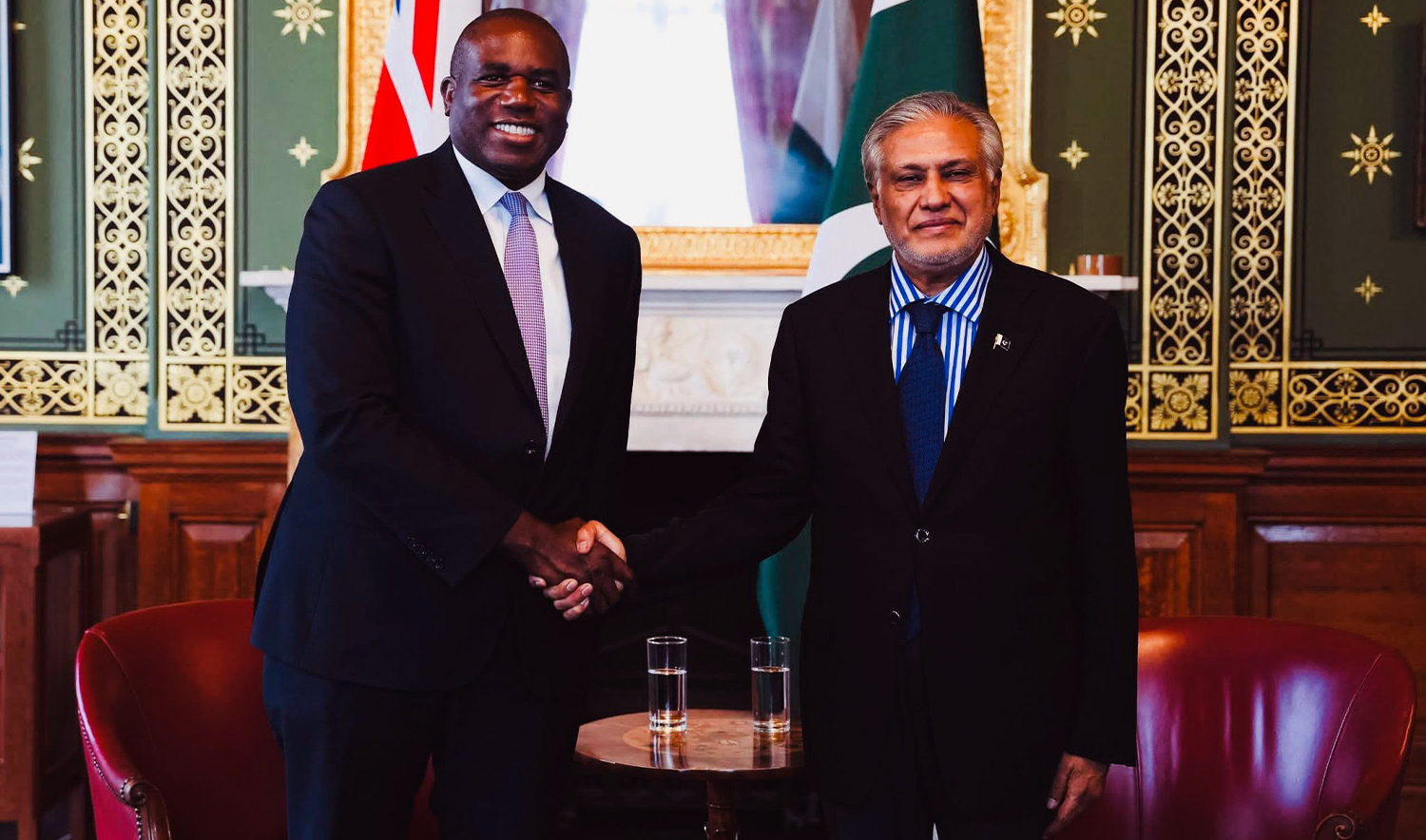 Pakistan’s Deputy Prime Minister Ishaq Dar (right) meets British Foreign Secretary David Lammy in London on September 4, 2024. (Pakistan government)