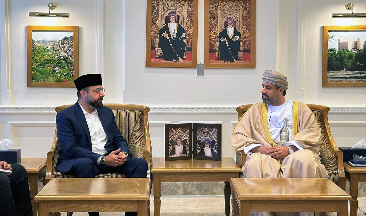 Minister for Overseas Pakistanis Chaudhry Salik Hussain (left) calls on the Minister of Labour of Oman, Dr. Mahad bin Said bin Ali Baowain, in Muscat, Oman, on September 29, 2024. (@PTVNewsOfficial/X)