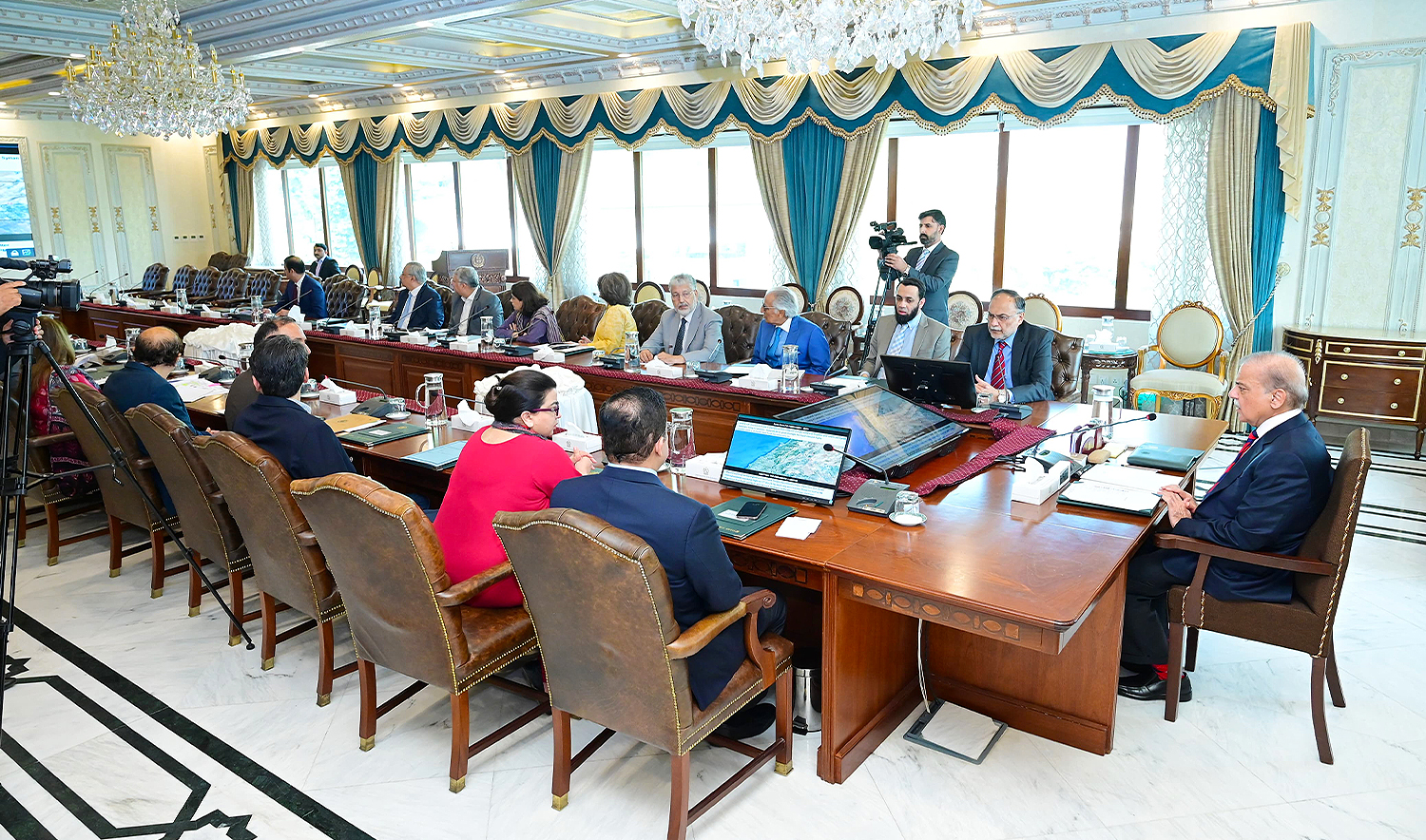 Pakistan Prime Minister Shehbaz Sharif (right) chairs a meeting on relief activities for Gaza and Lebanon in Islamabad, Pakistan, on October 22, 2024. (Government of Pakistan)