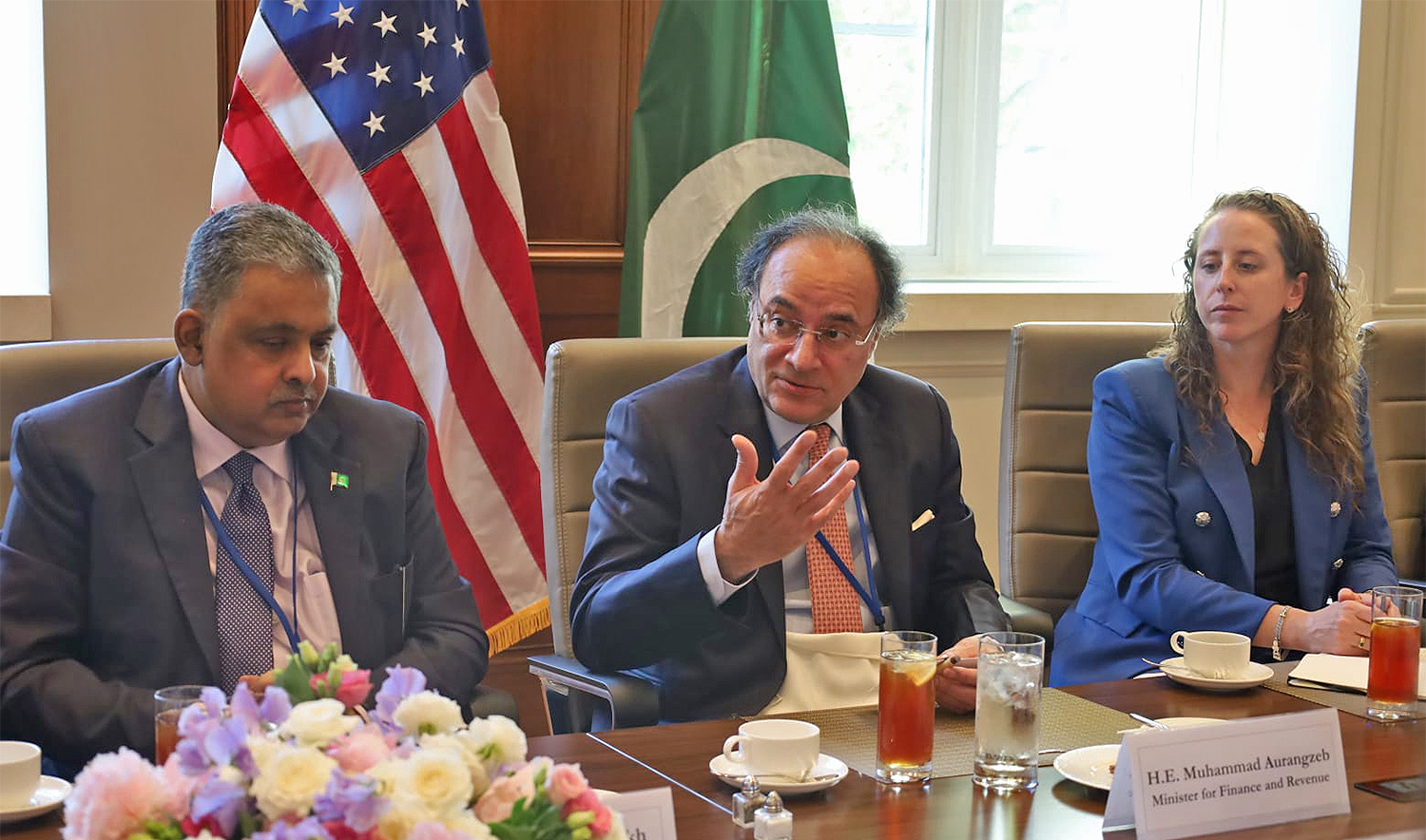 Pakistan’s Finance Minister Muhammad Aurangzeb (center) speaks at a luncheon meeting with the members of the US-Pakistan Business Council (USPBC) in Washington DC, US, on October 24, 2024. (@Financegovpk/X)