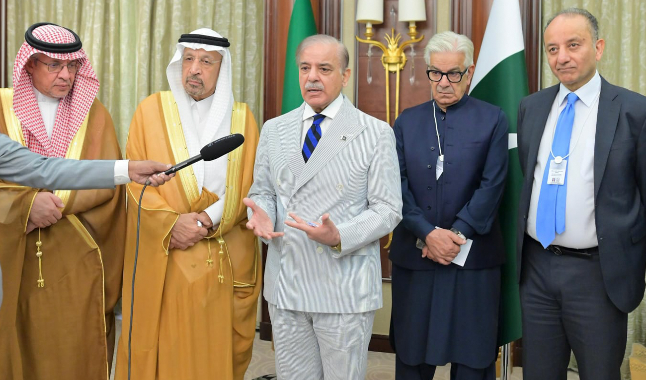 Prime Minister Shehbaz Sharif and Saudi Investment Minister Khalid bin Abdulaziz Al-Falih address a joint presser at the Saudi Royal Court Mohammad Bin Mazyad Al-Tuwaijri on the sidelines of the 8th Future Investment Initiative Conference in Riyadh on October 30, 2024. (PMO)