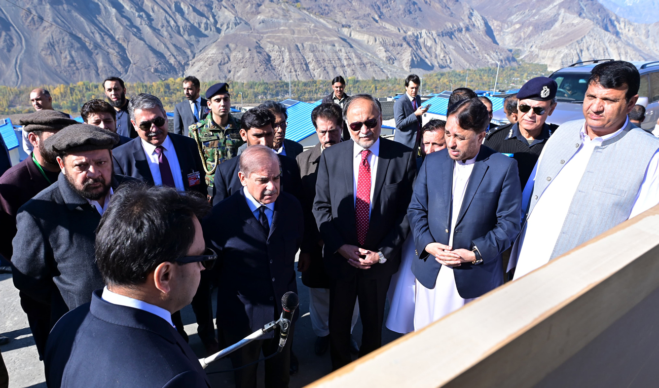 Prime Minister Shehbaz Sharif receives briefing on the Bubar Village Flood Rehab Project in District in Ghizer, in Pakistan’s northern region of Gilgit Baltistan on November 6, 2024. (Photo courtesy: PMO)
