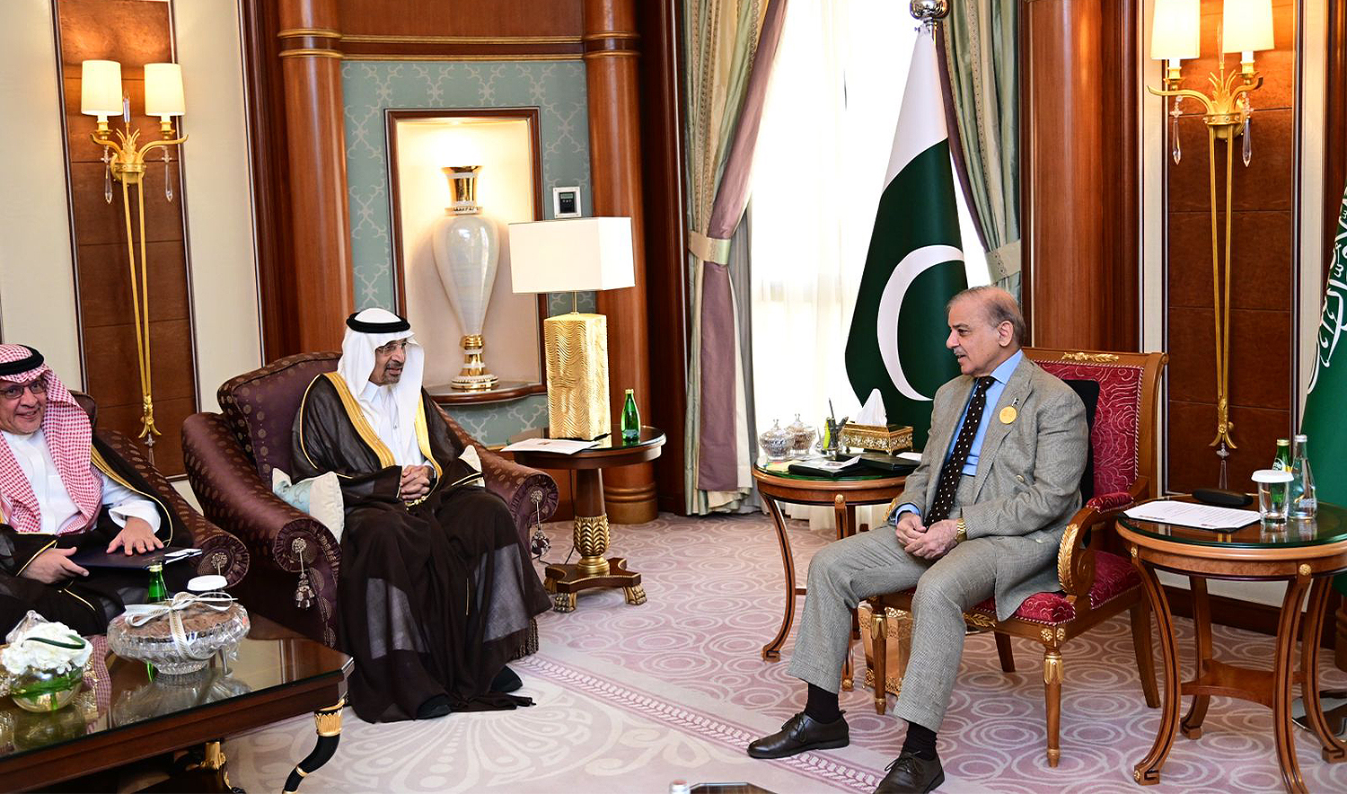 Pakistan Prime Minister Shehbaz Sharif (right) meets Saudi Arabia’s Investment Minister Khalid bin Abdulaziz Al-Falih in Riyadh, Saudi Arabia, on November 11, 2024. (Government of Pakistan)