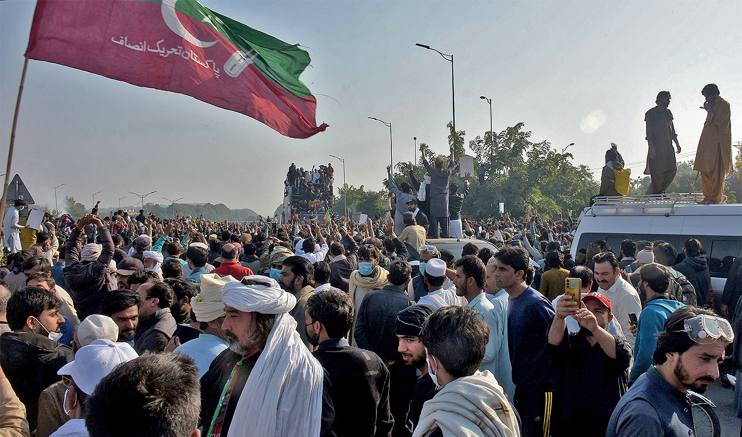 Supporters of jailed former Pakistani Prime Minister Imran Khan's party Pakistan Tehreek-e-Insaf (PTI) attend a rally demanding his release, in Islamabad, Pakistan, on November 26, 2024. (REUTERS/File)