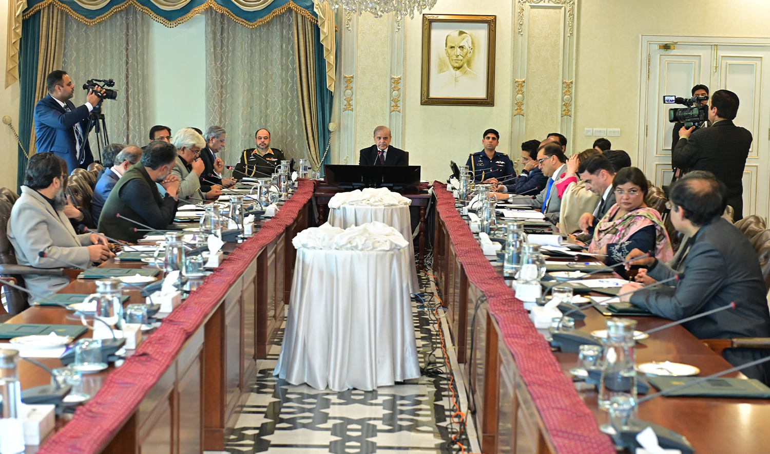 Pakistan's Prime Minister Shehbaz Sharif chairs a meeting in Islamabad, Pakistan, on 13 January 2025. (PID/File)