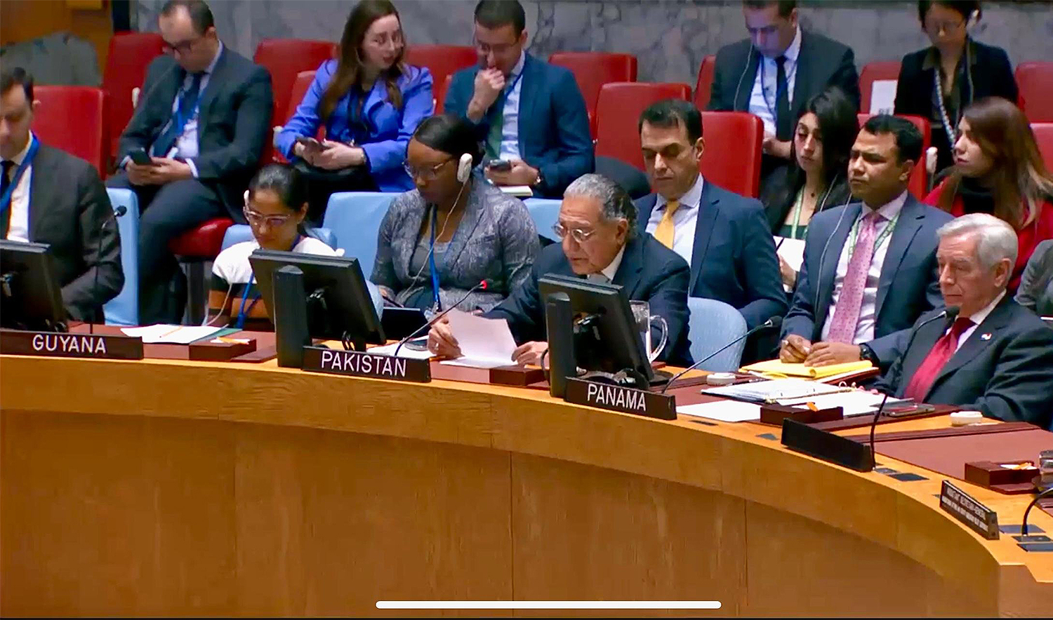 Pakistan’s top diplomat at the United Nations, Ambassador Munir Akram, is addressing a session in United Nation Security Counci in New York, US, on January 15, 2025. (@PakistanUN_NY/X)