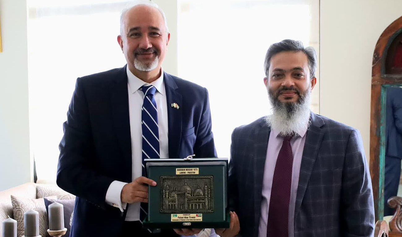 Tareq Ahmed (right), the newly appointed Bangladesh Ambassador to the United Arab Emirates, gestures for a photograph with Pakistan Ambassador Faisal Niaz Tirmizi at the Pakistan House in Abu Dhabi, UAE on January 16, 2025. (Photo courtesy: Pakistan Embassy)
