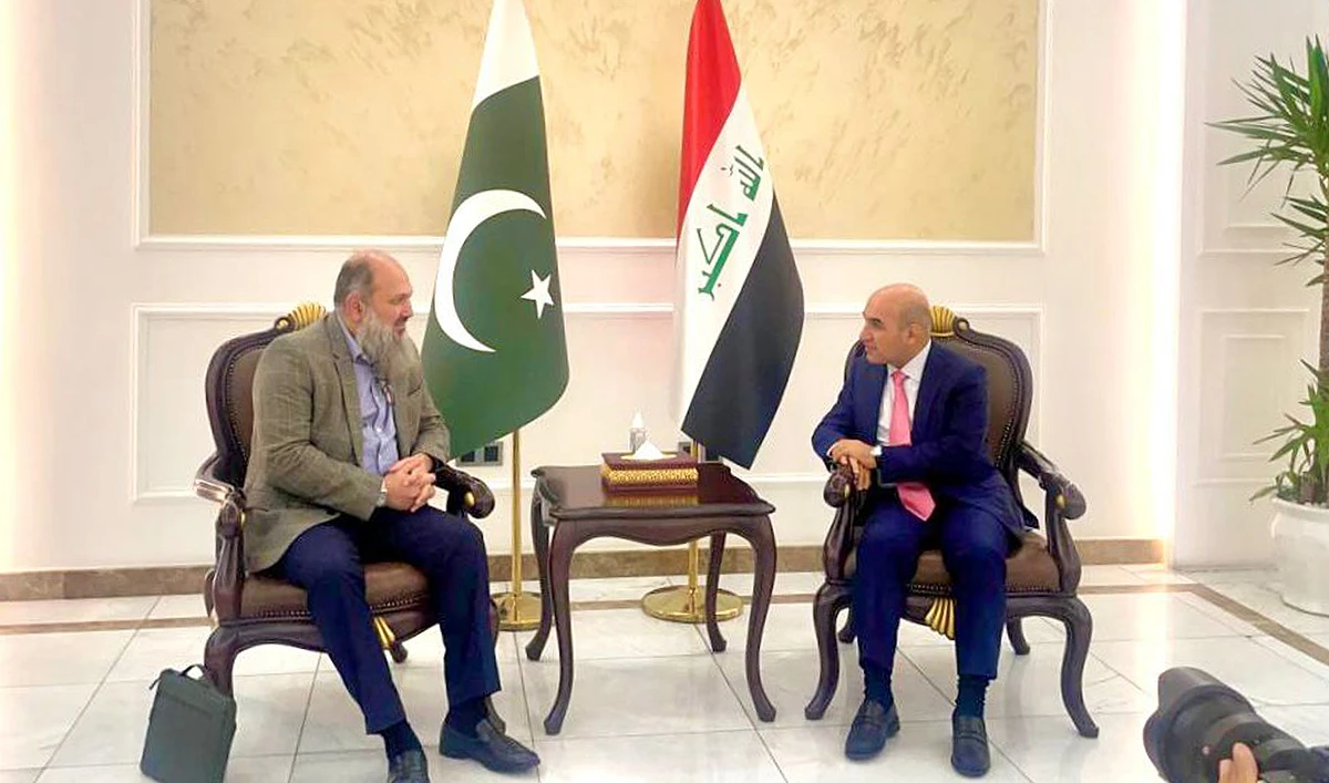 Pakistan’s Commerce Minister, Jam Kamal (left), Iraqi Minister for Housing and Construction, Bangen Rekani, on January 13, 2025. (Pakistan's Commerce Minister)