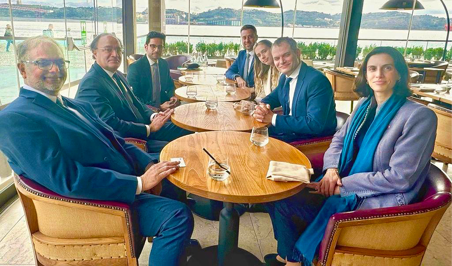 Pakistan’s Finance Minister Muhammad Aurangzeb (second on the right) meets British envoy Hamish Faulkner in Portugal on February 9, 2025. (@Financegovpk/X)