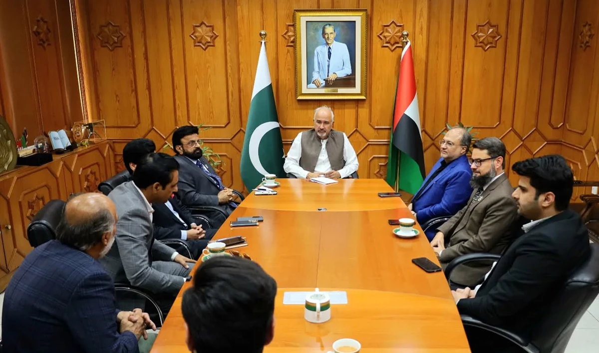 A delegation of the Pakistan Business Council (PBC) Dubai meets Pakistan’s Ambassador to the United Arab Emirates (UAE) Faisal Niaz Tirmizi (center) at the Pakistan embassy in Abu Dhabi on January 31, 2025. (Facebook/@PakinUnitedArabEmirates)