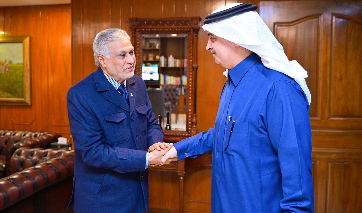 Deputy Prime Minister of Pakistan Ishaq Dar (left) meets the Saudi Ambassador, Nawaf bin Said-Al Malki, in Islamabad on March 3, 2025. (@KSAembassyPK/X)