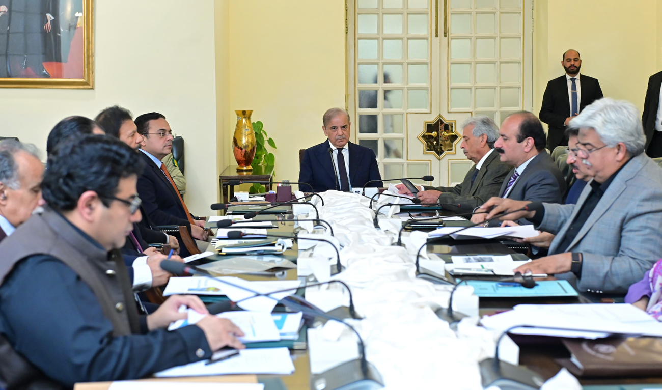 Pakistan Prime Minister Shehbaz Sharif chairs a meeting of the steering committee of Small and Medium Enterprises Development Authority in Islamabad on March 6, 2025. (Photo courtesy: PMO)