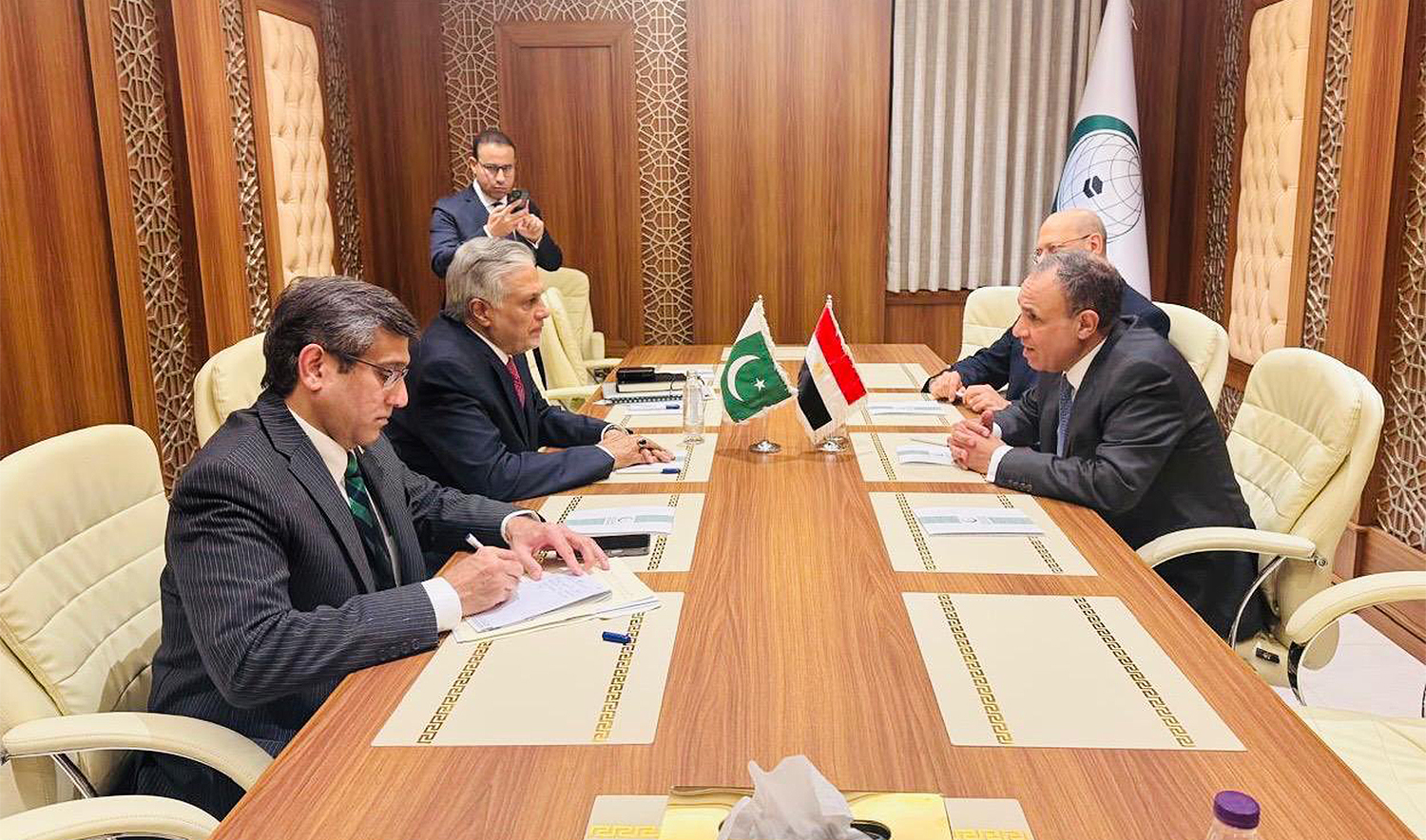 Pakistan Deputy Prime Minister Ishaq Dar (second from left) holds a meeting with Egypt’s Foreign Minister Badr Abdelatty (first from right) on the sidelines of a special Organization of Islamic Cooperation (OIC) conference on Palestine, in Jeddah, Saudi Arabia, on March 8, 2025. (Foreign Office of Pakistan)