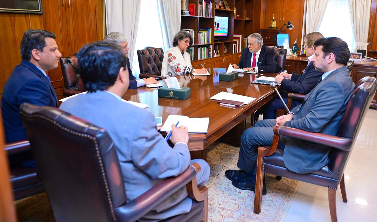 Pakistan’s deputy prime minister and foreign minister, Ishaq Dar (center), chairs a meeting on Afghanistan in Islamabad, Pakistan, on March 24, 2025. (Foreign Office)