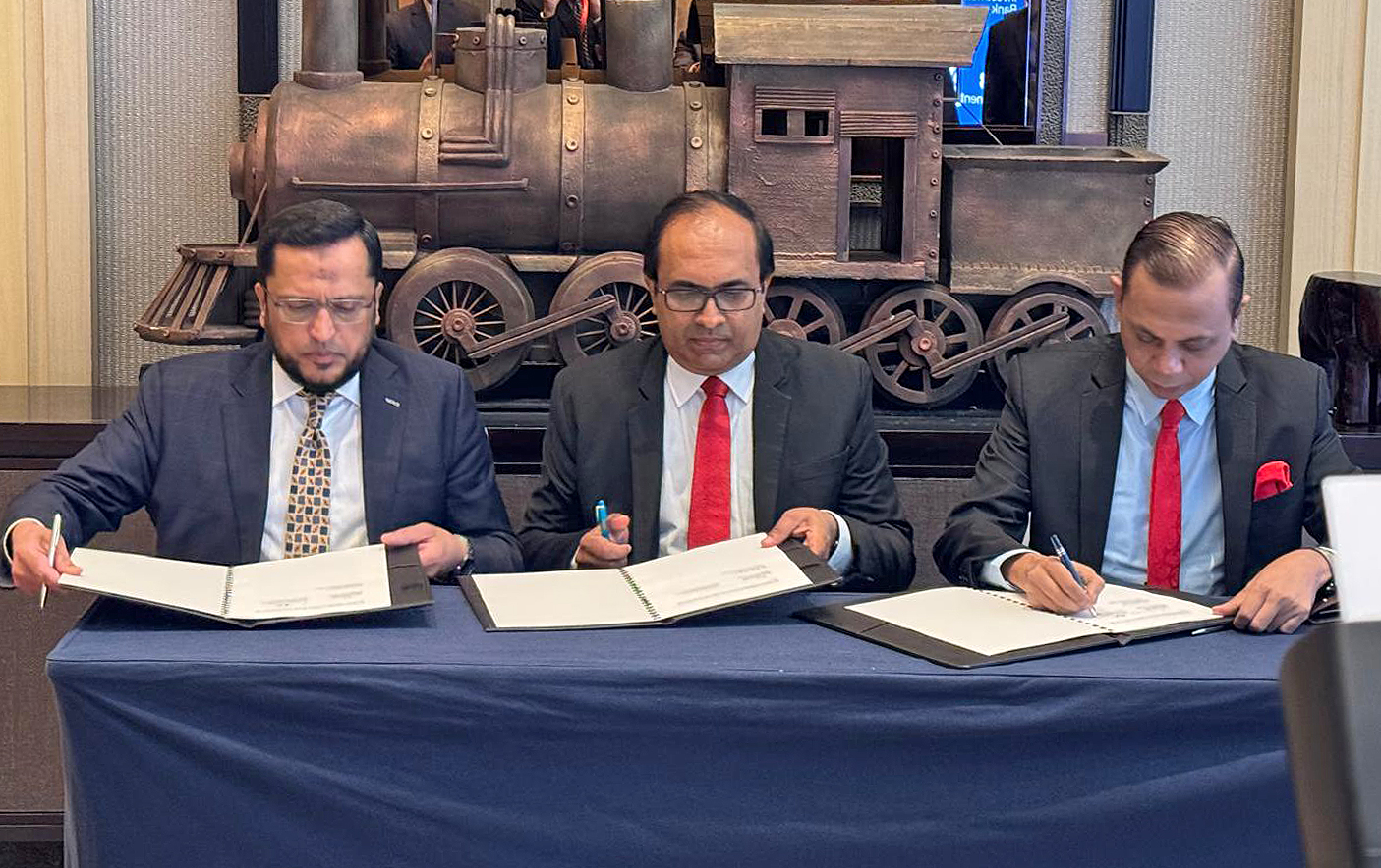 Officials of Pakistan Stock Exchange, Colombo Stock Exchange and the Dhaka Stock Exchange sign tripartite Memorandum of Understanding to strengthen regional capital market cooperation in Colombo, Sri Lanka, on March 27, 2025. (SECP Pakistan)