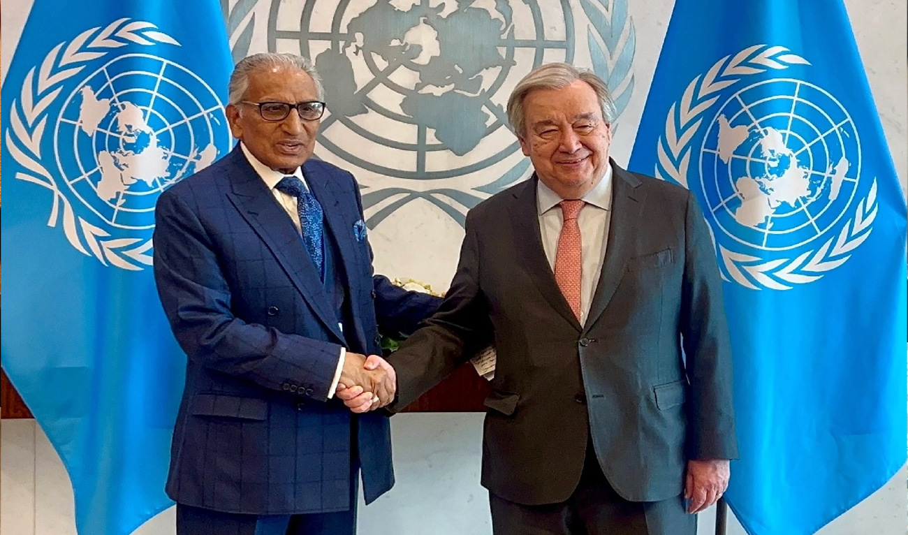Special assistant to Pakistan Prime Minister, Tariq Fatemi, meets Secretary General of the United Nations, António Guterres, in New York on March 28, 2025. (PTV News)