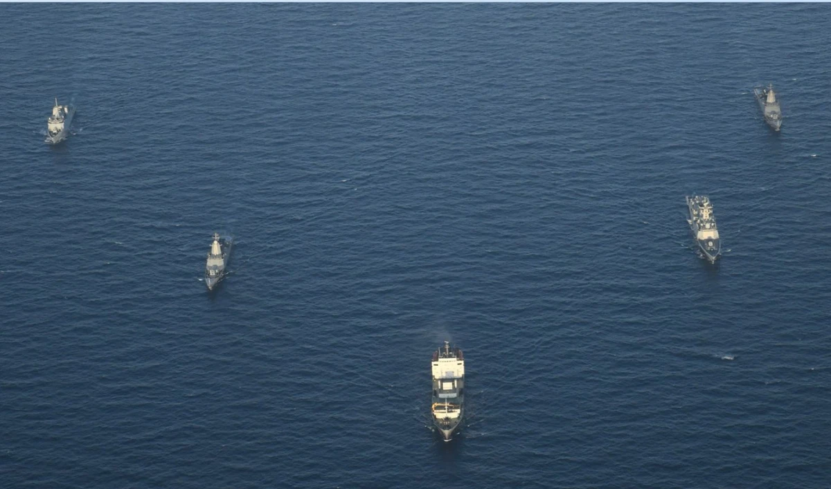 Pakistani and Russian navy ships during a bilateral naval exercise named “Arabian Monsoon-VI” in the North Arabian Sea on March 19, 2025. (ISPR)