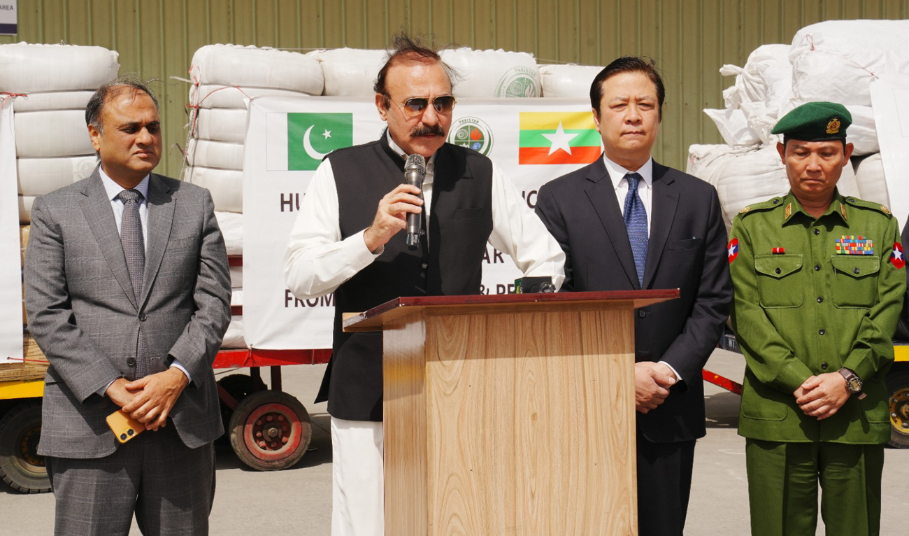 Pakistan’s Minister for Parliamentary Affairs Tariq Fazal speaks during a press briefing as Pakistan dispatches 70 tons of relief supplies to earthquake-hit Myanmar, in Islamabad on April 1, 2025. (Photo courtesy: MOFA)