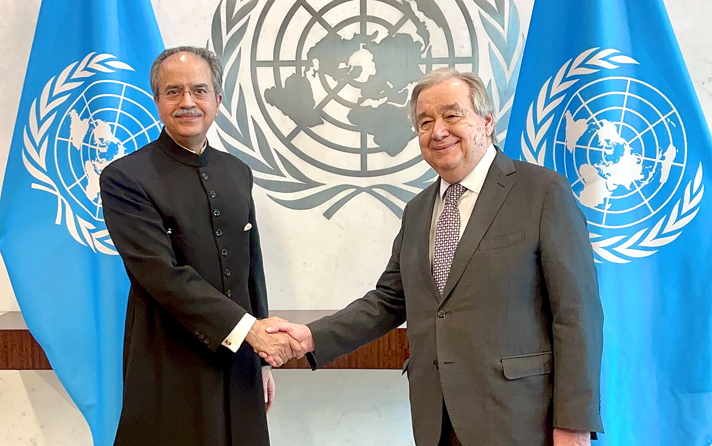 Pakistan’s Permanent Representative to the United Nations, Ambassador Asim Iftikhar Ahmad (left), presents his credentials to UN Secretary-General Antonio Guterres, in New York, US, on April 2, 2025. (@PakistanUN_NY/X)