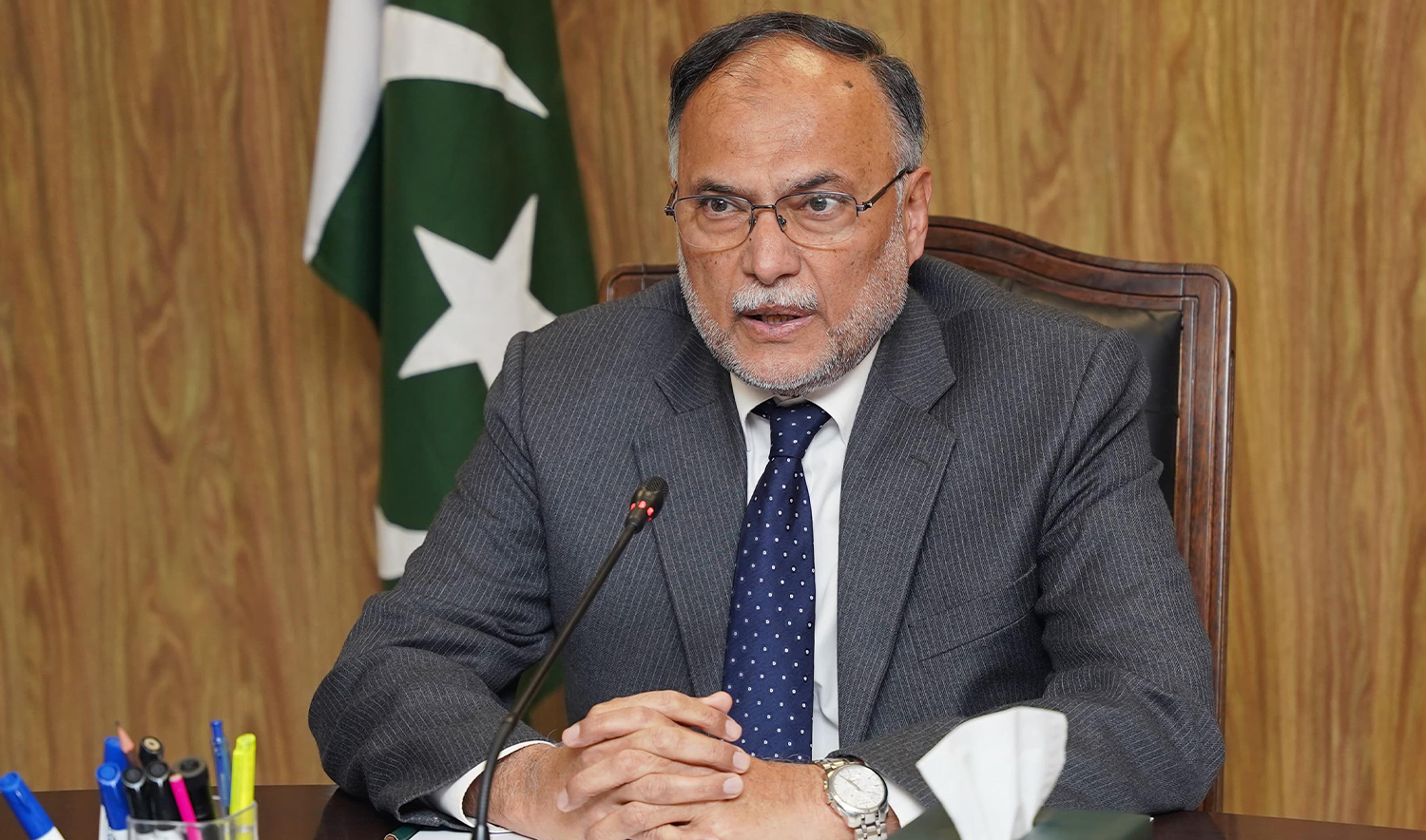 Pakistan’s Planning Minister Ahsan Iqbal chairs a meeting in Islamabad, Pakistan, on January 17, 2025. (PID/File)