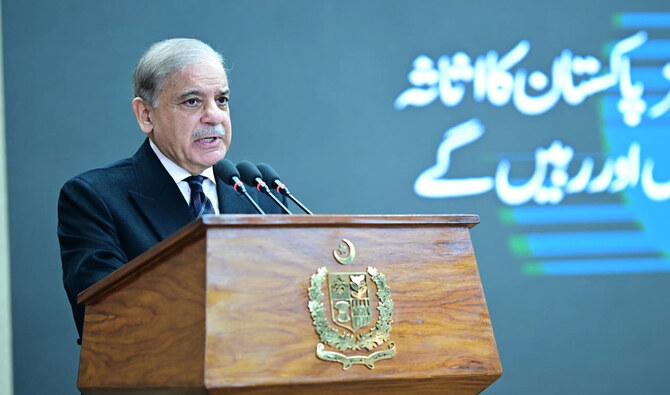Pakistan’s Prime Minister Shehbaz Sharif addresses the Overseas Pakistanis Global Foundation’s convention in Islamabad on February 4, 2025. (PID/File)