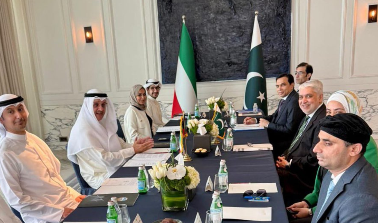 The delegation of Pakistan and Kuwait photo graphed during the fourth round of their Bilateral Political Consultations (BPC) in Kuwait on Wednesday. (Photo courtesy: @ForeignOfficePk/ X)