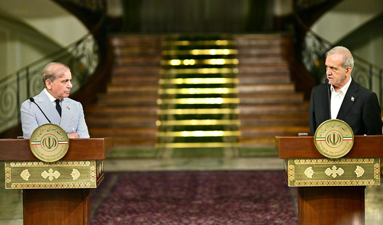 Prime Minister of Pakistan, Shehbaz Sharif, giving a joint press statement with President of Iran, Masoud Pezeshkian, in Tehran, Iran, on May 26, 2025. (PID)